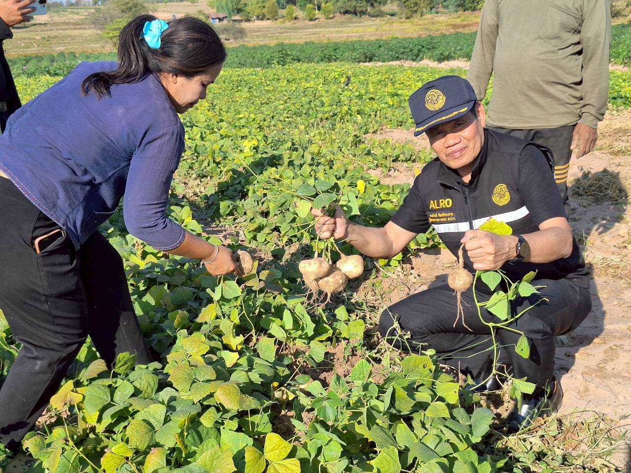 title - ผู้ตรวจราชการ ส.ป.ก. ประชุมตรวจราชการและติดตามความก้าวหน้าผลการดำเนินงานตามแผนการตรวจราชการของผู้ตรวจราชการสำนักงานการปฏิรูปที่ดินเพื่อเกษตรกรรม ประจำปีงบประมาณ พ.ศ. 2569 รอบที่ 1 เขตตรวจราชการที่ 12 จังหวัดมหาสารคาม 